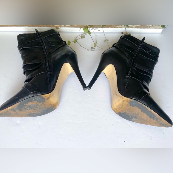 Guess Black Leather Heeled Booties - Picture 6 of 7